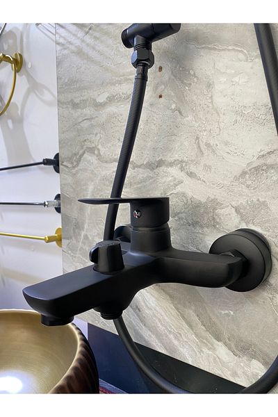 İSAOĞLU YAPI Matte Black Ginza Bathroom Faucet