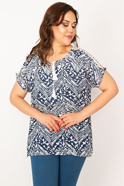 Şans Dámska krajková blúzka s golierom z tmavomodrej námorníckej modrej 65n33536