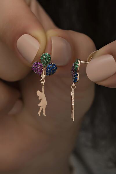 Nereze 925 Ayar Gümüş Sallantılı Balonlu Kadın Küpe