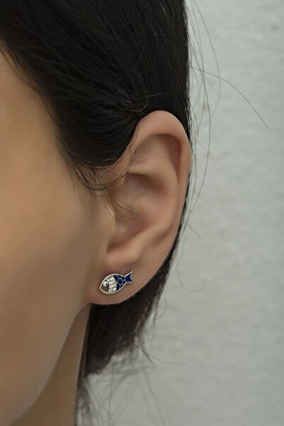 Nereze 925 Ayar Gümüş Rodyumlu Mineli Balık Küpe