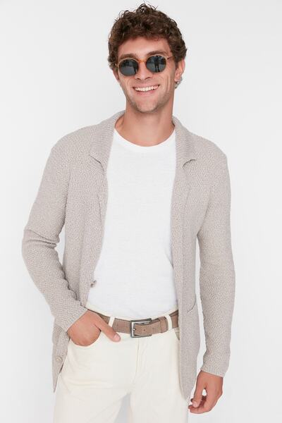 ترينديول كوليكشن سترة تريكو بقصة ضيقة من إكرو - ياقة سترة، جيوب - TMNAW21HI0060