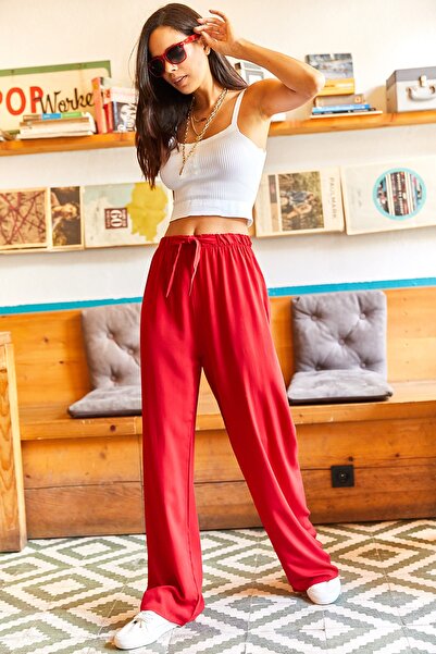 Olalook Women's Burgundy Belted Woven Viscon Palazzo Trousers PNT-19000169