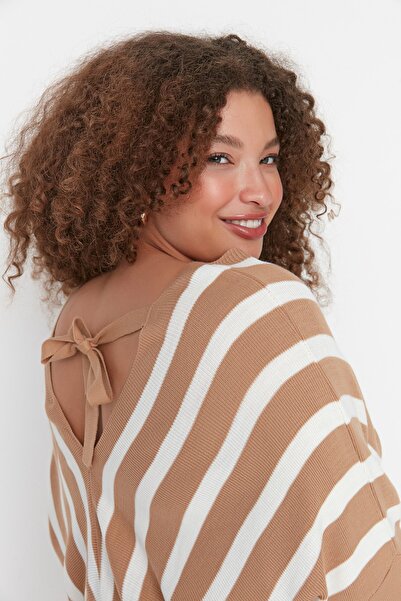 Trendyol Curve Πλεκτό πουλόβερ Camel Bat Sleeve TBBAW23AN00039