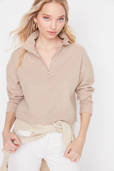 Trendyol Collection Beiges Strick-Sweatshirt Thessaloniki/Strickoptik mit Reißverschlusskragen, Regular/Normal Fit, TWOAW22SW0732