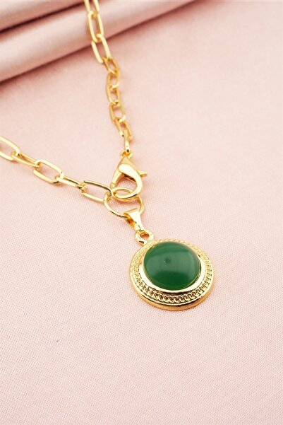 By Zeyna Aksesuar قلادة ميدالية نسائية بتصميم خاص من البلاستيك الملون بالحجر