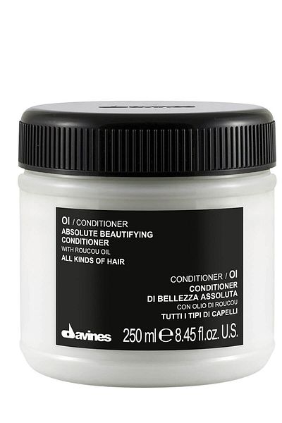 Davines Oi Conditioner 250 Ml- Hair Care Cream for All Hair Types