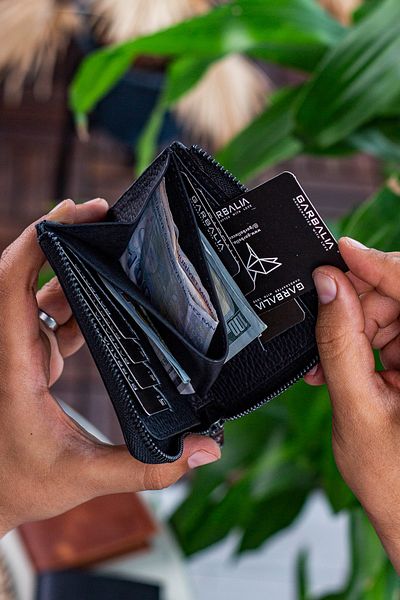 Garbalia Leeds Genuine Leather Zippered Black Unisex Wallet