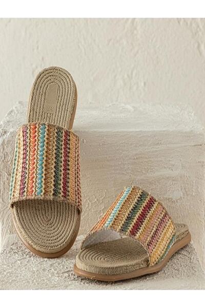 RedPlay Γυναικείες καλοκαιρινές παντόφλες με αντιολισθητική σόλα και λεπτομέρ...