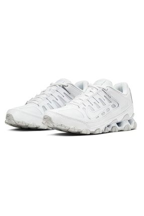 Nike reax 8 white store