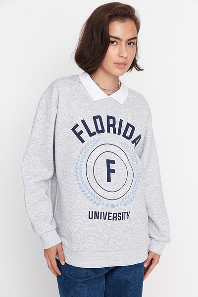 Trendyol Collection Polo límec s potiskem Snow Melange Silný fleece uvnitř Pletená mikina TWOAW23SW00113