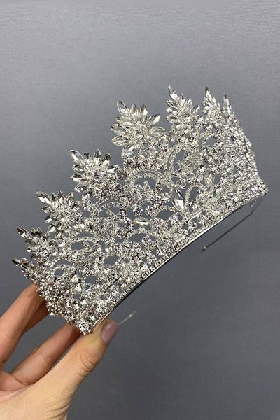 GELD Model Angela de culoare argintie pentru femei Henna și Coroana de mireasă – Coroană – Coroană – Coroană