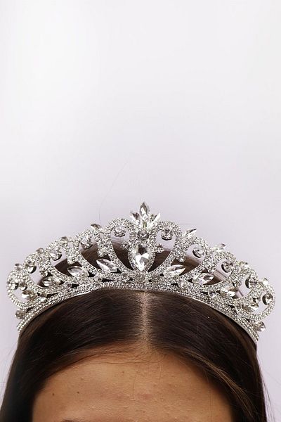 Bride Aksesuar Dünyası Accesoriu pentru păr de mireasă Coroană de mireasă din argint sterling cu inimă de cristal și piatră – Coroană