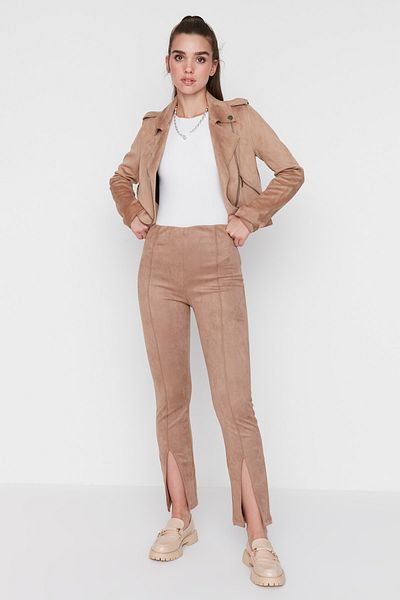 Trendyol Collection Norkové pletené kalhoty s detailním rozparkem TWOAW23PL00211