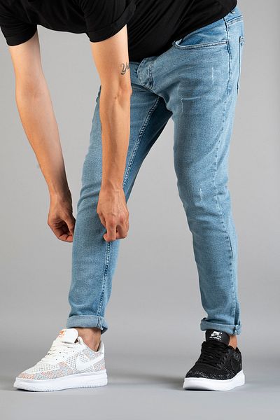 bombe Slim-Fit-Jeans für Herren mit schmalem Schnitt und Nägeln, Eisblau