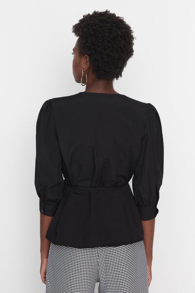 Trendyol Collection Λεπτομερής υφασμένη μπλούζα μαύρη γραβάτα TWOAW23BZ00357