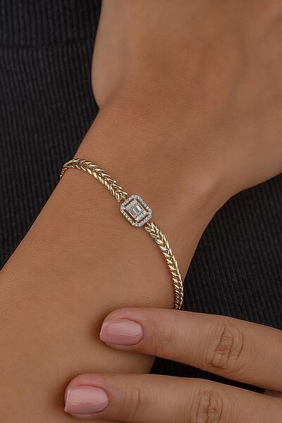 GençTaş Kuyumculuk 14 Ayar Altın Baget Taşlı Pars Bileklik