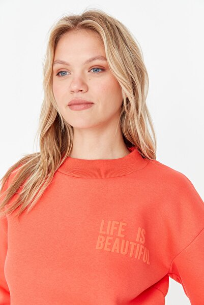 Trendyol Collection Gránátalma virág dombornyomott nyomtatott laza vastag polár belül kötött pulóver TWOAW23SW00140