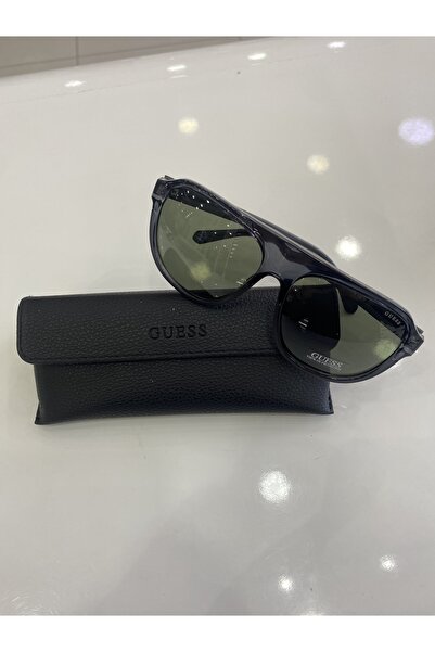 Guess Güneş Gözlüğü