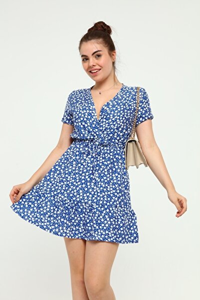 KaSheHa Mavi Kruvaze Yaka Puantiye Desenli Bağcıklı Eteği Pileli Dokuma Viskon Kloş Elbise 95 Cm