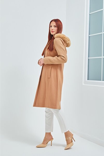 Wazze Kürklü Kapişonlu Kaban