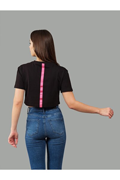 nosewear Kadın Şeritli Crop T-shirt