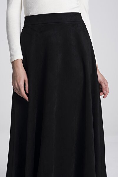 MD trend Women's Black Mevlana Plain Suede Skirt
