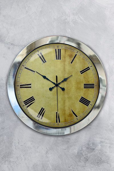 Kasva Concept Gift 36 cm Chrome Metal Antique Wall Clock