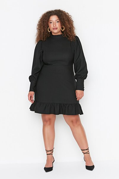 Trendyol Curve Nabírané černé tkané šaty - stojáček TBBAW23AH00038