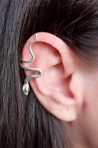 Fildişi Aksesuar Antik Gümüş Kaplama Yılan Şekilli El Yapımı Tek Adet Kıkırdak Küpe