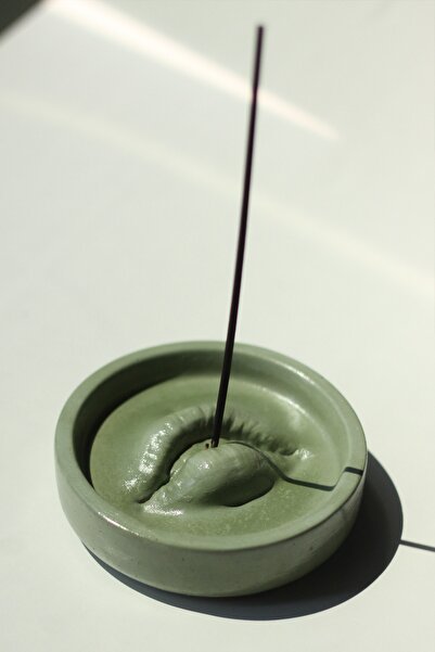 The Craft Thor Beton Dudak Figürlü Modern Tütsülük El Yapımı