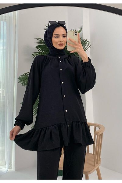 Basicpark Costum negru cu nasturi Ayrobin și fustă cu volan