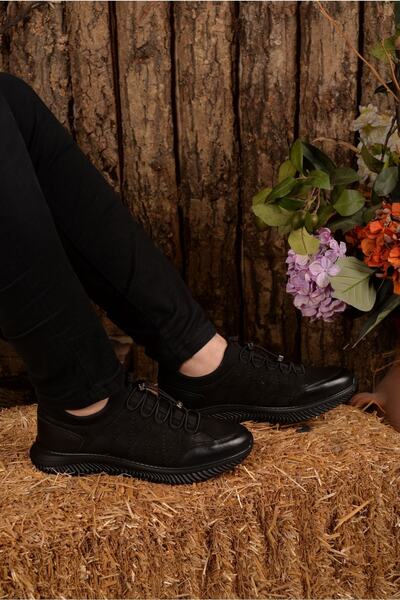 Pierre Cardin Siyah Nubuk Deri Casual Günlük Ayakkabı Sağlamlık Ve Şıklığı Bir Arada Sunan Model. Akıllı Bağcıklı