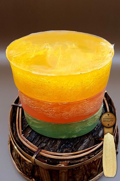 FANTASTİK SANAT ATÖLYESİ Decorative Gift Skin Friendly Pine, Apricot, Watermelon Extract Scented Natural Pumpkin Fiber 3-Piece Soap Set