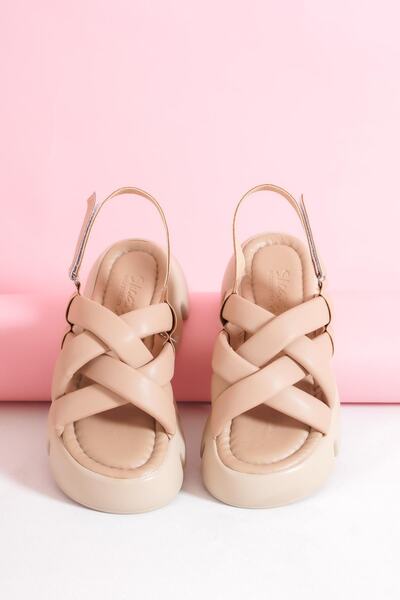 bescobel Kadın Penny Nut Yüksek Taban Biyeli Sandalet