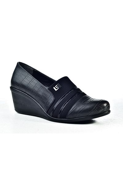 Kids wedge trainers store