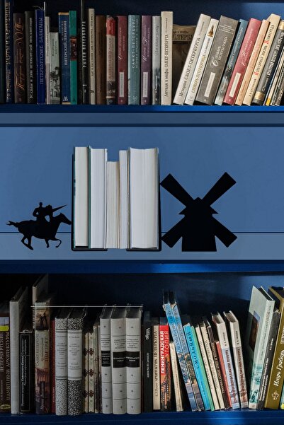 Hobi Demir Sanat حامل كتب معدني على شكل محارب، حامل كتب مزخرف