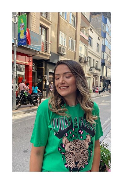 Yeşil Aslan Figürlü Tshirt