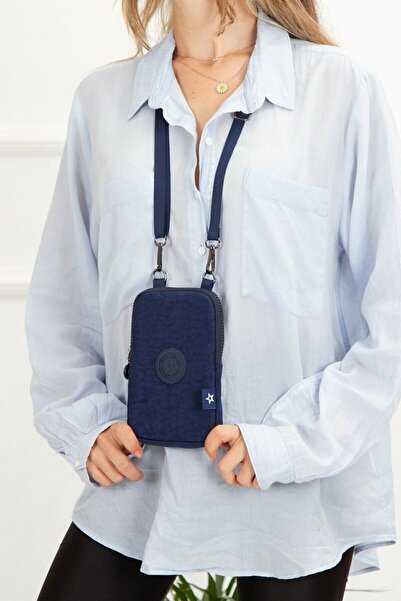 NEWISH POLO ACCESSORIES حقيبة حمل للهاتف المحمول للجنسين من Polo باللون الأزر...