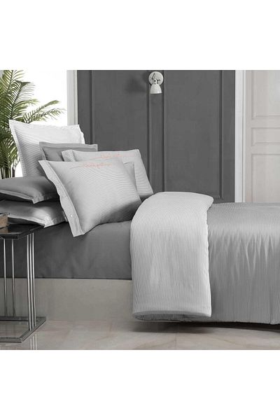 Sarev Satin Man V5 Duvet Cover Set King Size