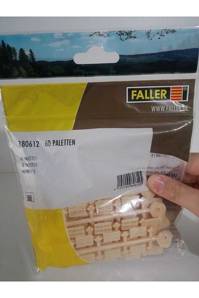 Faller 1:87 Ho Model 60 Pieces Pallet -180612 (Miniature Plastic Model)