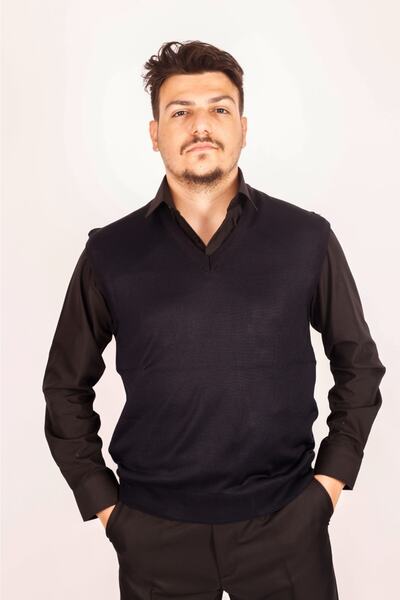 FATELLA Мъжки пуловер с V-образно деколте от вълна, тъмносин, с фина плетка