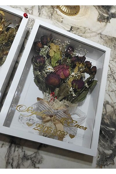 Verda Çerçeve 30x40 Cm White Deep Rose Cadru de memorie! Cadru foto! Cadru de memorie cu trandafiri - pentru buchetul miresei