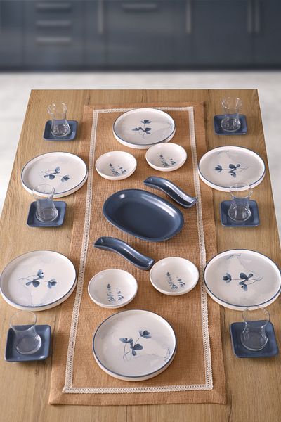 Keramika Clover Patterned 25 Piece Breakfast Set for 6 People