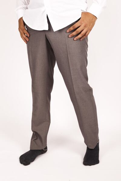FATELLA Muške klasične udobne pantalone od sive tkanine kroj