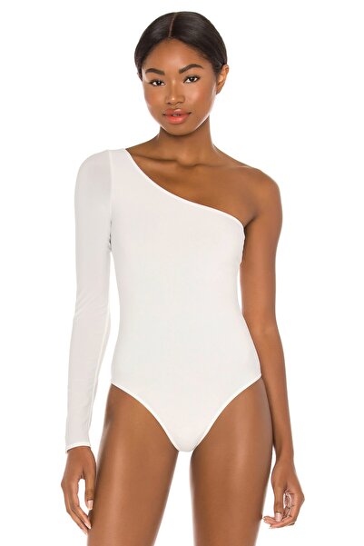 By Kul Design Λευκό γυναικείο κορμάκι από μεταξωτό ζέρσεϊ με έναν ώμο