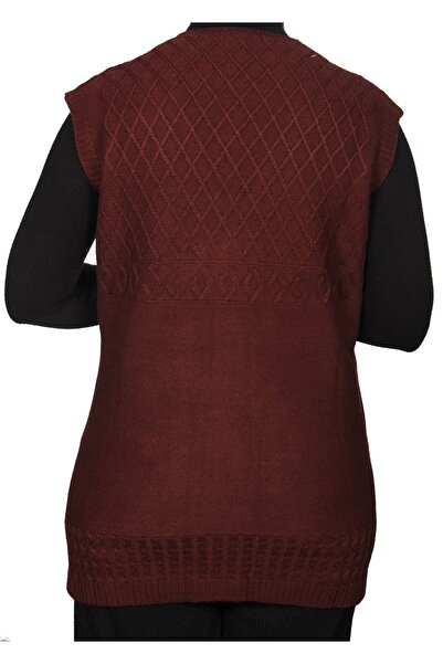 Fresh&Moda Plus Size Women's Burgundy Buttoned Vest