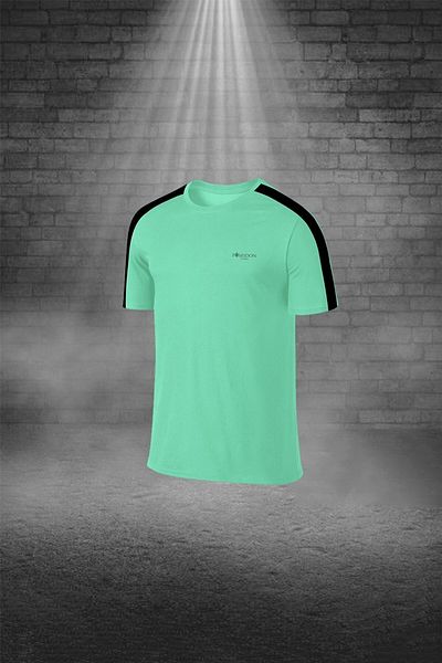 POSEIDON STORM قماش Dri-Fit باللون الأخضر المائي للرجال - طقم مكون من قطعتين من تي شيرت وشورت بأكمام قصيرة مع جيوب مريحة (4).