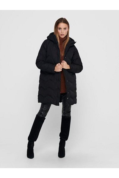 ONLY Onlluna Hooded Long Puffer Coat Women's Coat 15208391