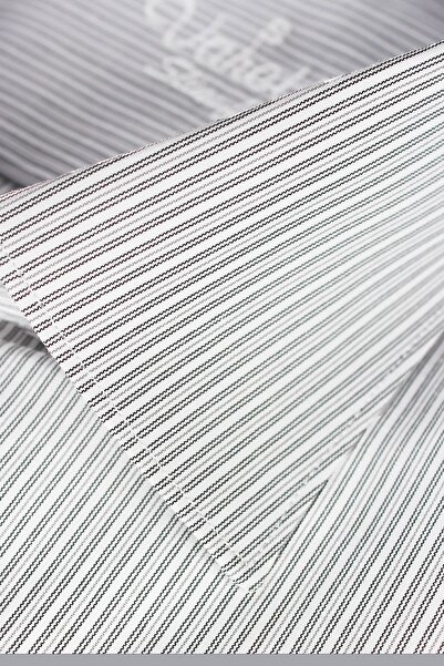 Varetta Men's Gray Slim Fit Striped Long Sleeve Shirt