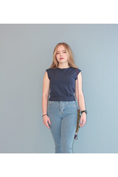 Octavia Lacivert Bel Pile Detaylı Kadın T-shirt